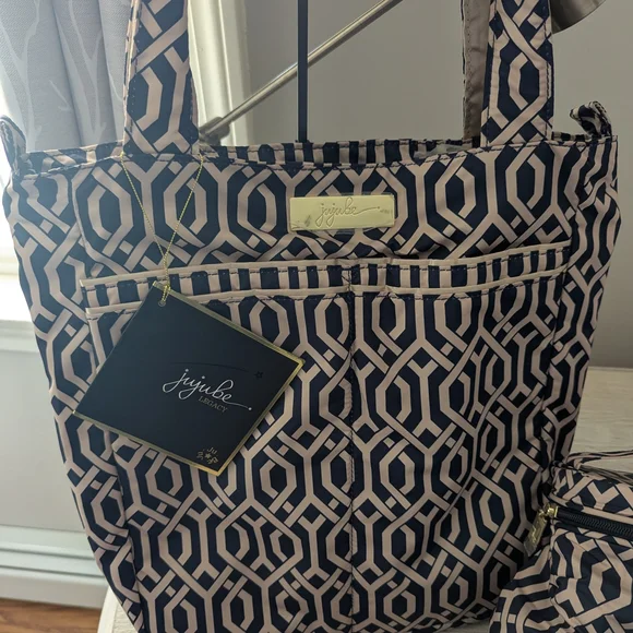 New 5 Pc Set Jujube Legacy Navigator - Picture 2 of 16